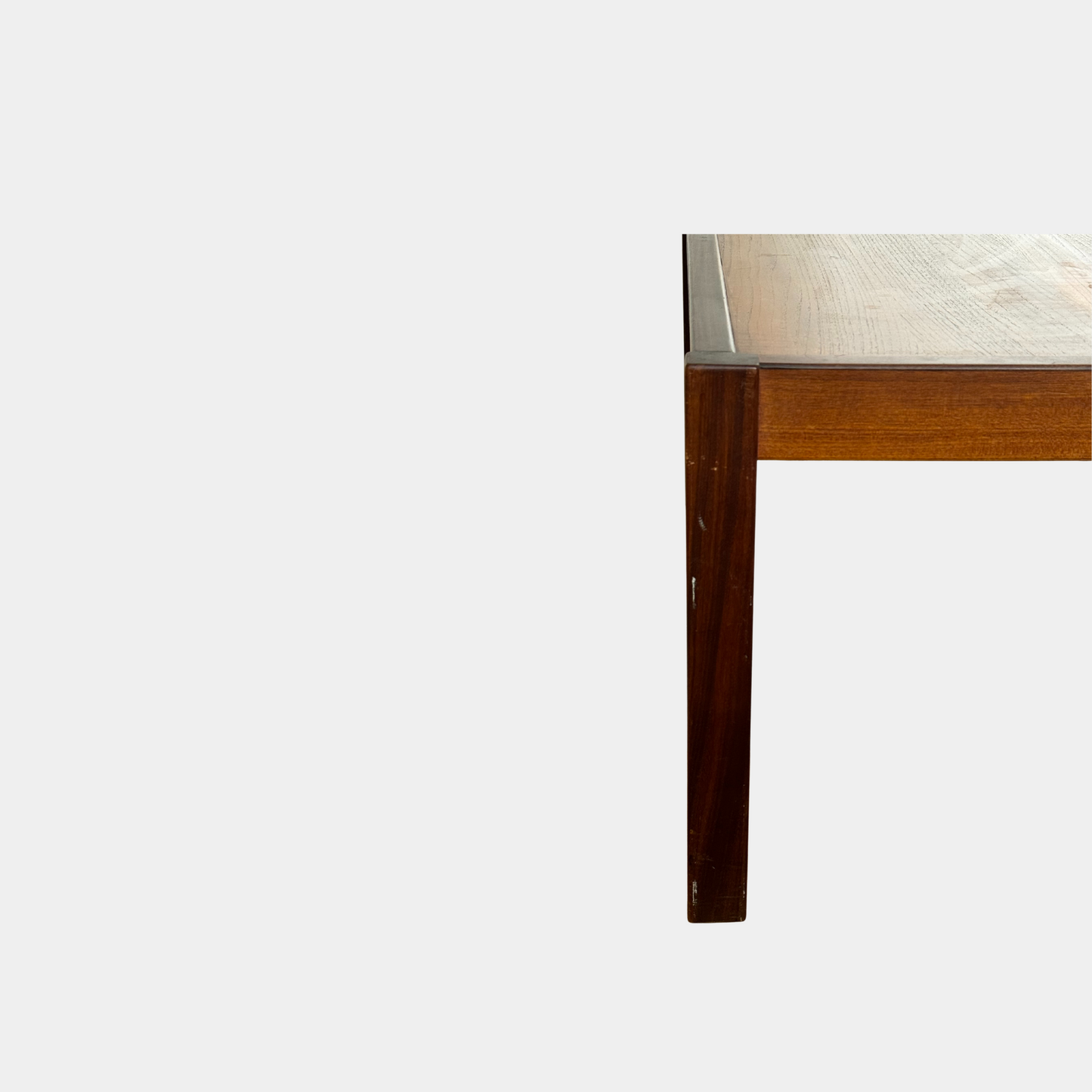 Asko Senaattori 3433 -sohvapöytä