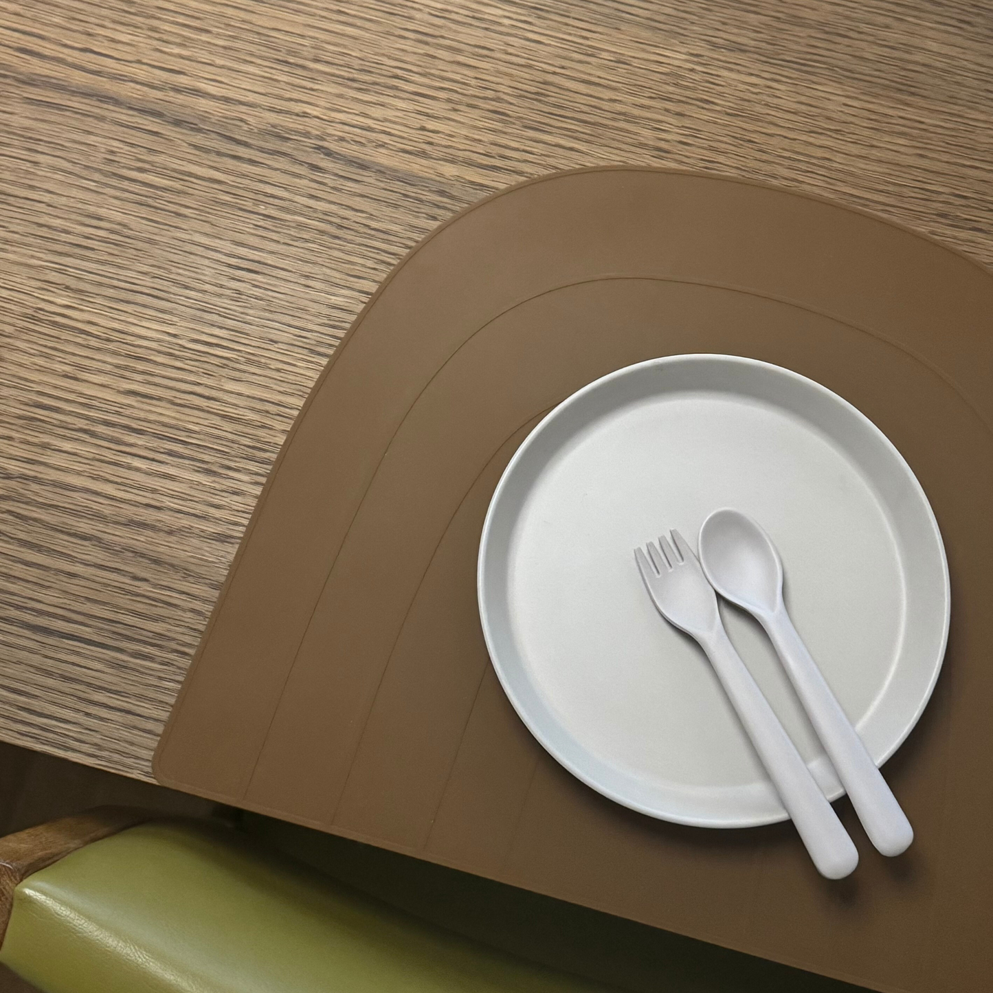 OYOY Rainbow Placemat - Fudge