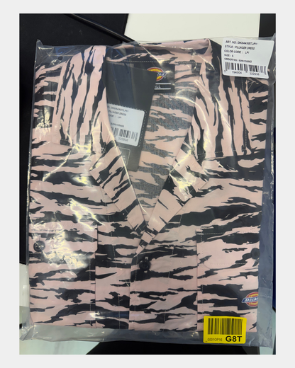 Dickies Pillager Dress paitamekko, vaaleanpunainen tiikerikuvio, koko S – uusi