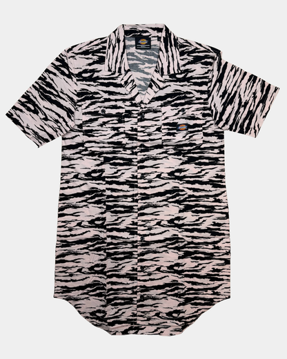Dickies Pillager Dress paitamekko, vaaleanpunainen tiikerikuvio, koko S – uusi