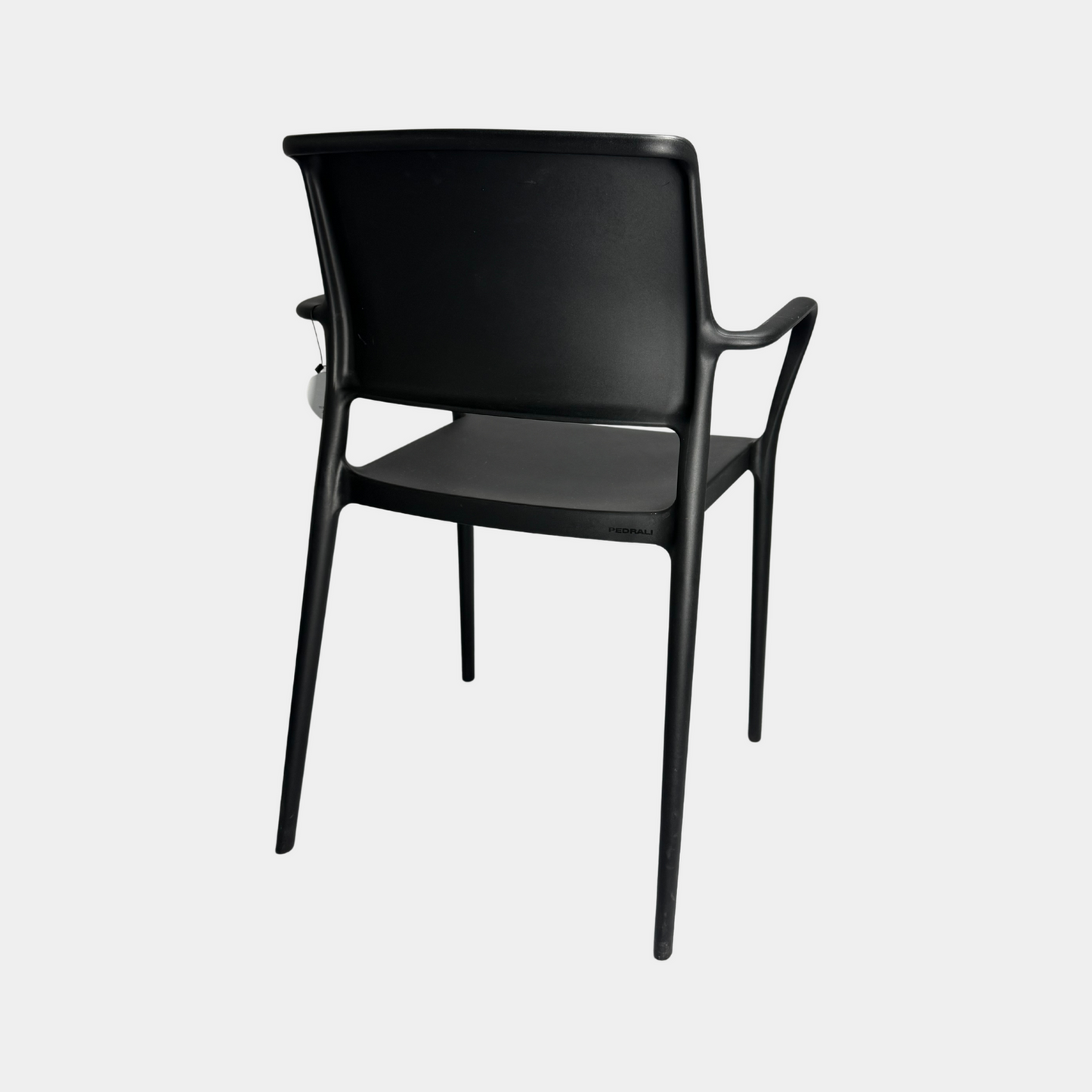 Pedrali Ara 315 -tuoli, musta